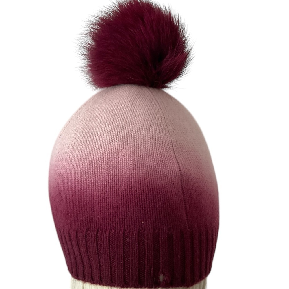 NWOT Sofia Cashmere Luxurious grade Cashmere.Dyed Fox Fur Super soft. So yummy.